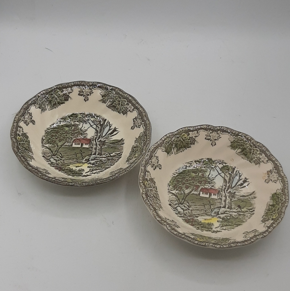 2 Vtg Johnson Bros Friendly Village Fruit Berry Bowls The Stone Wall Round 5"
